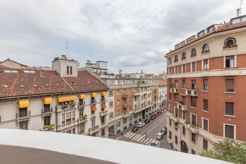 Bright House Center On Subway Lines 1,2 &3 Apartamento